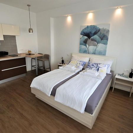 Envi Apartments Murter Exterior foto