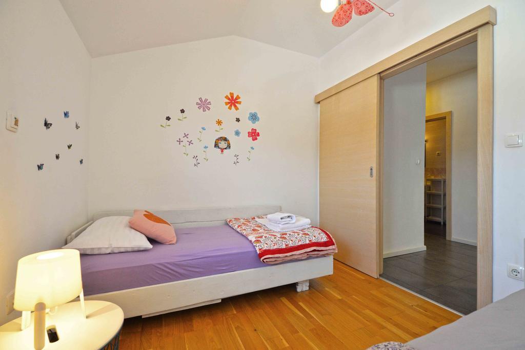 Envi Apartments Murter Exterior foto
