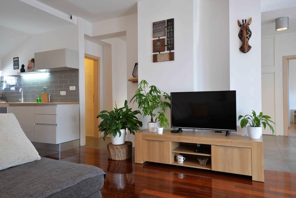 Envi Apartments Murter Exterior foto